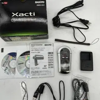 【動作確認ＯＫ】SANYO Xacti　DMX-CS1 三洋、薄さが1/2になったフルHD対応「Xacti」 - 価格.com